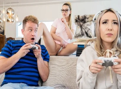 người con gái bị bạn thân lừa cướp mất người yêu vì mải chơi game