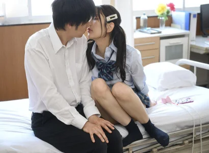 Học sinh nam yếu đuối bị khoa khôi địt ngay trong lớp